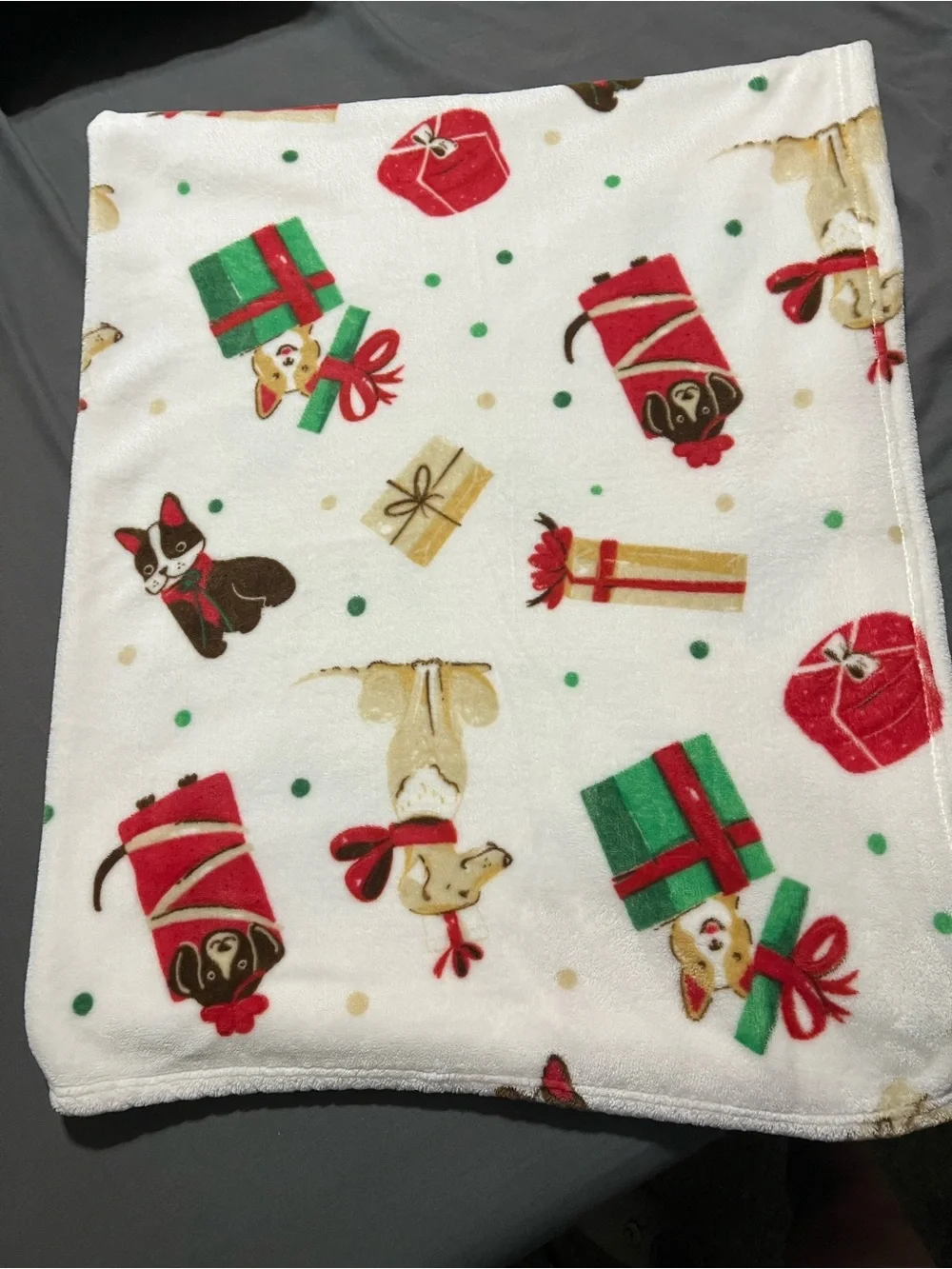 Festive Dog Print Fleece Throw Blanket - White